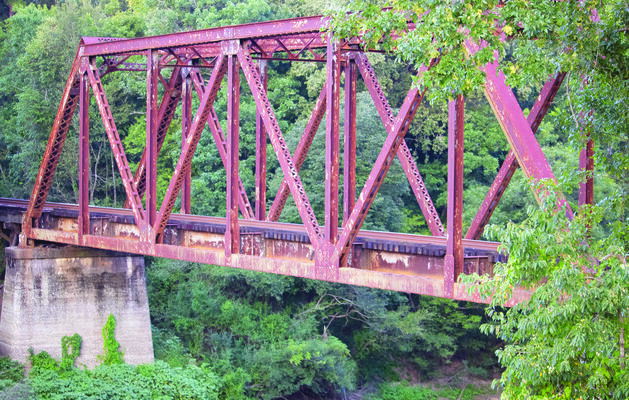 Sabine River Railroad Bridge ( beside the 155).  Photo by Theresa Olson.